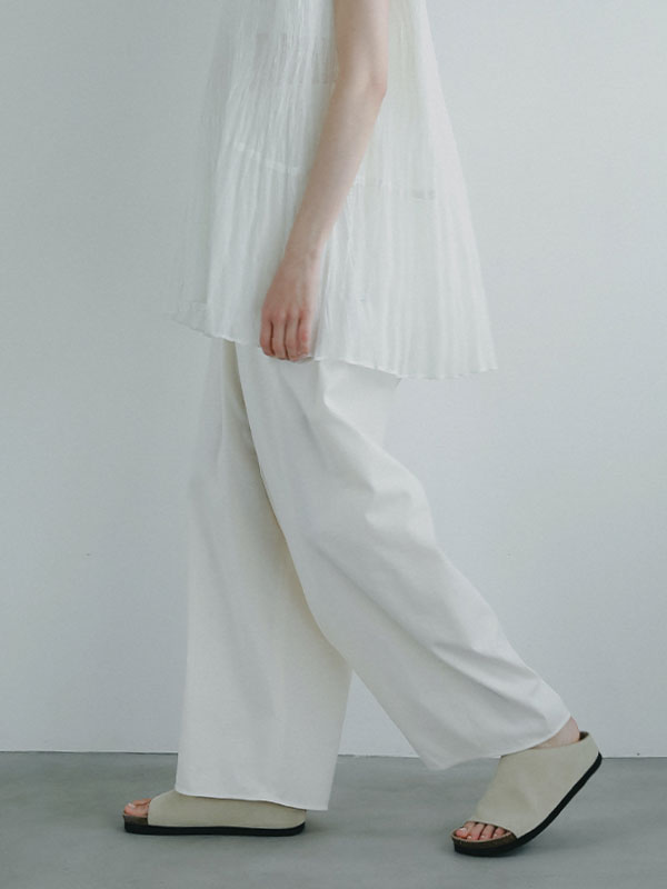 フロントラップシャンブルワイドパンツ