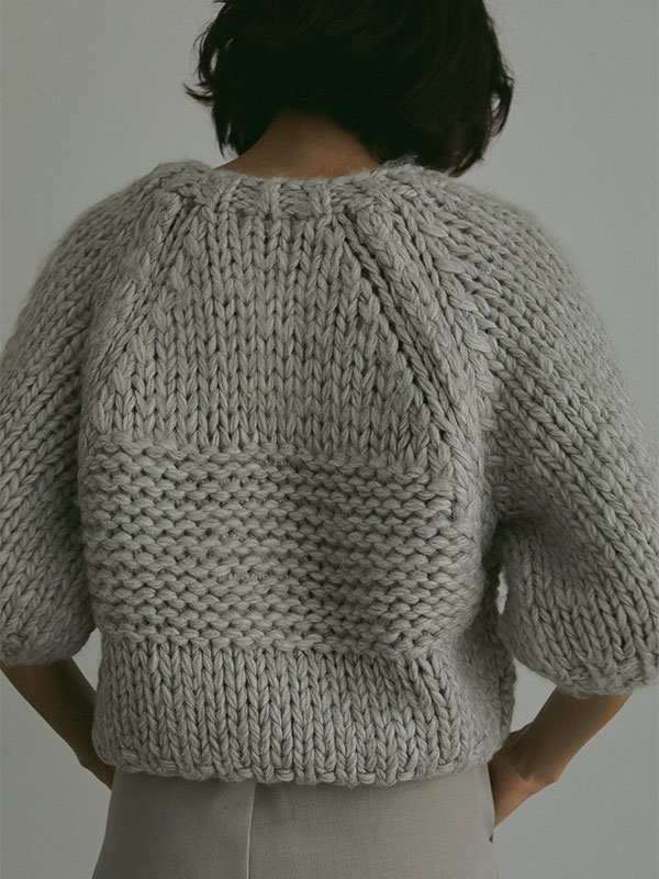 ブラッシュドハーフスリーブハンドニットプルオーバー