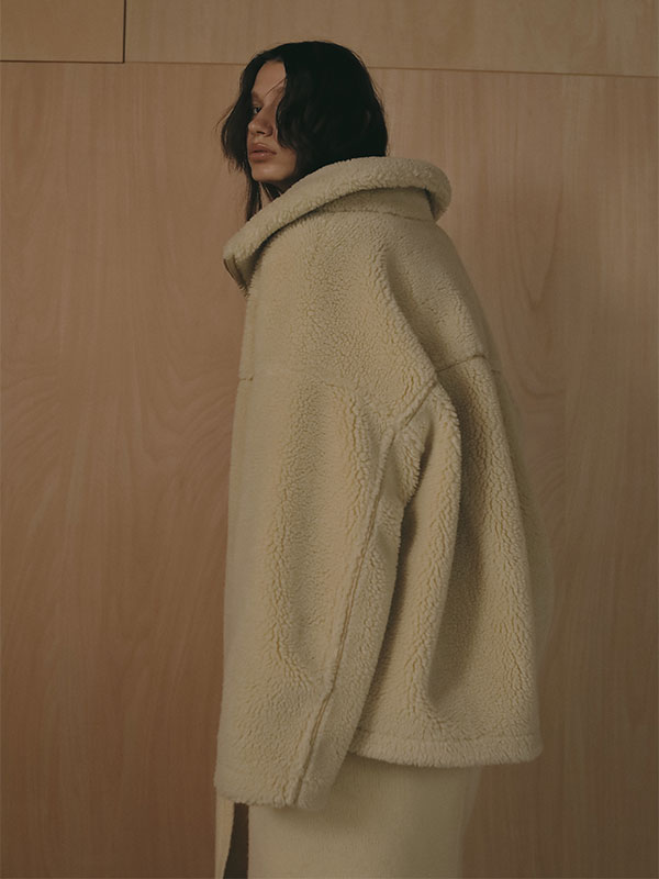 リバーシブルボアブルゾン