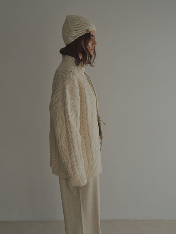 ダブルジップケーブルニットカーディガン