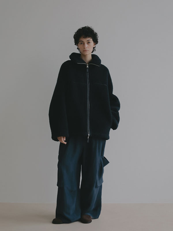 バックサテンリラクシーカーゴパンツ