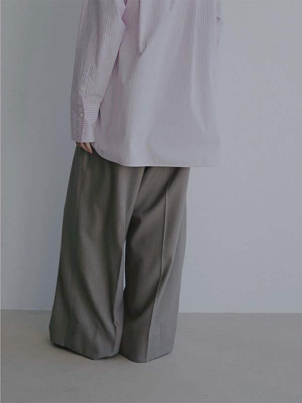 ベルテッドタックワイドパンツ