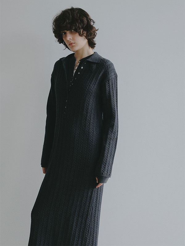 ナローケーブルニットワンピース