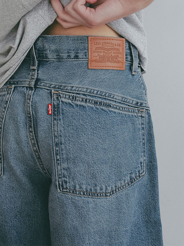 LEVIS SUPER BAGGY JORT