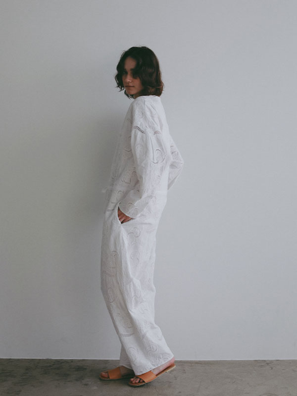 エンブロイダリーオールインワン