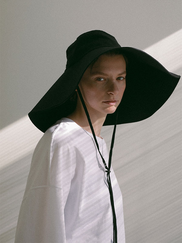 ワイドブリムシェードハット