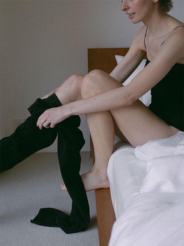 サイドスリットパイルレギンス