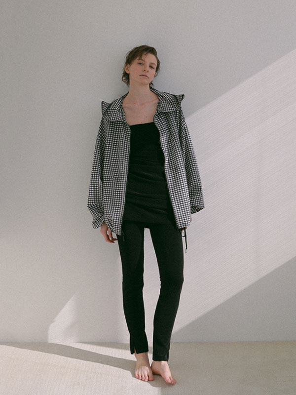 サッカーストレッチフードブルゾン