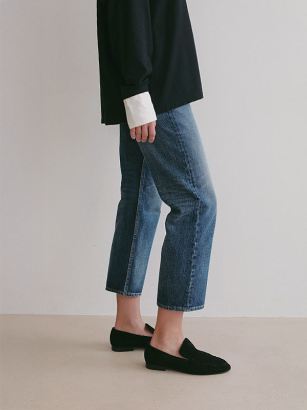 ストレートデニムパンツ