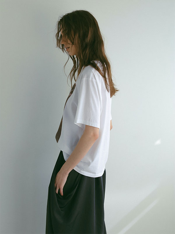 ファッションシーンで話題のこれから流行るブランド12選 anterope TOKYO ETRE │ トップス WHITE): フォトTee(F canyon トップス