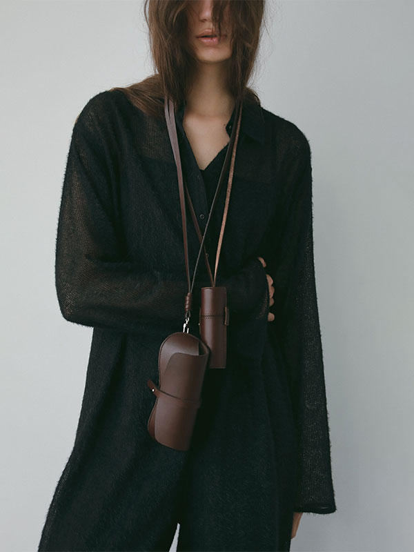 ぴてら　新品　ETRE TOKYO タンドレザーリップケース　ベージュ タンドレザーリップケース(F BEIGE): グッズ │ ETRE TOKYO