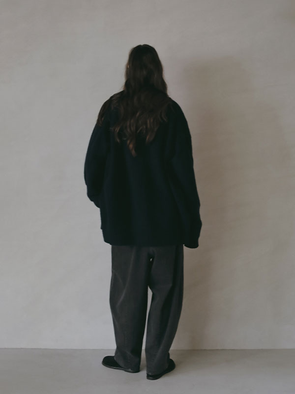 ミドルゲージＶネックニットカーディガン