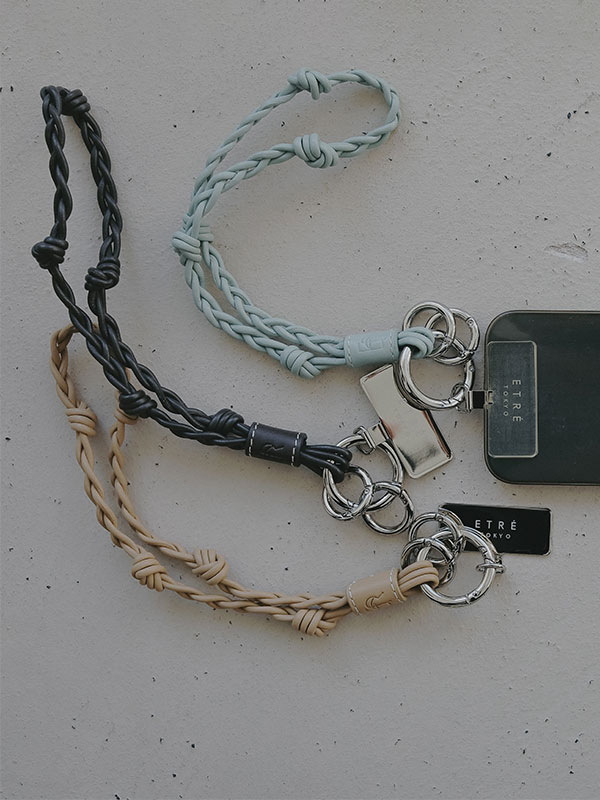 レザーコードショートマルチストラップ