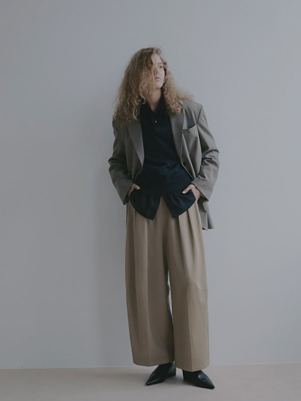 ソフトコットンタックカーブパンツ