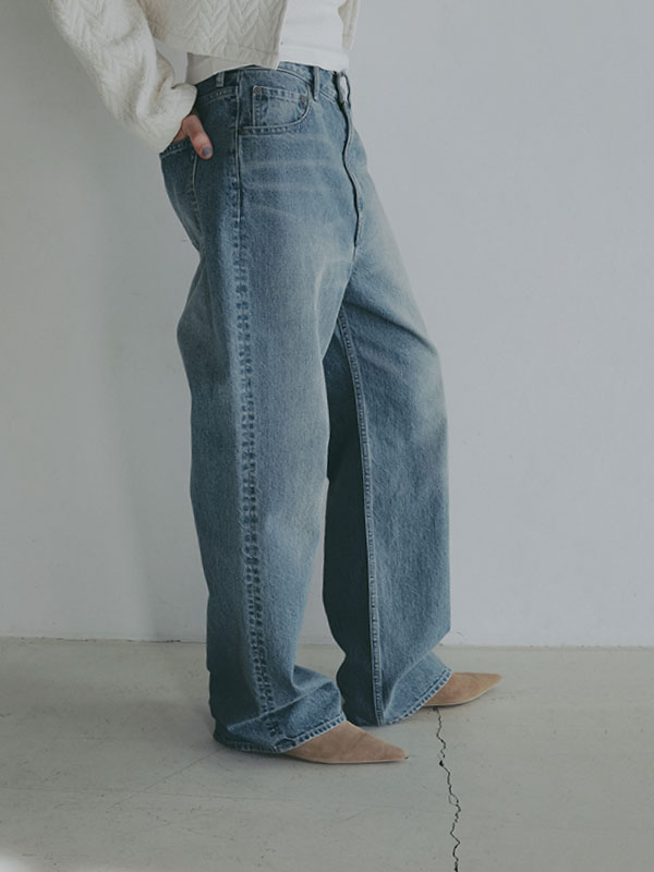 ハイライズストレートデニム