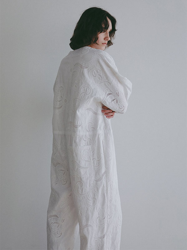 エンブロイダリーオールインワン