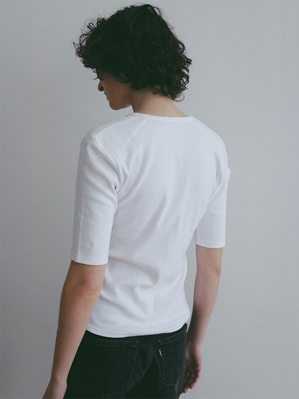 ボールドショルダーUネックTee