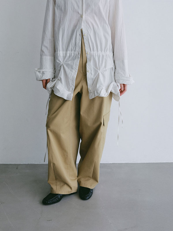チノクロススティフカーゴパンツ