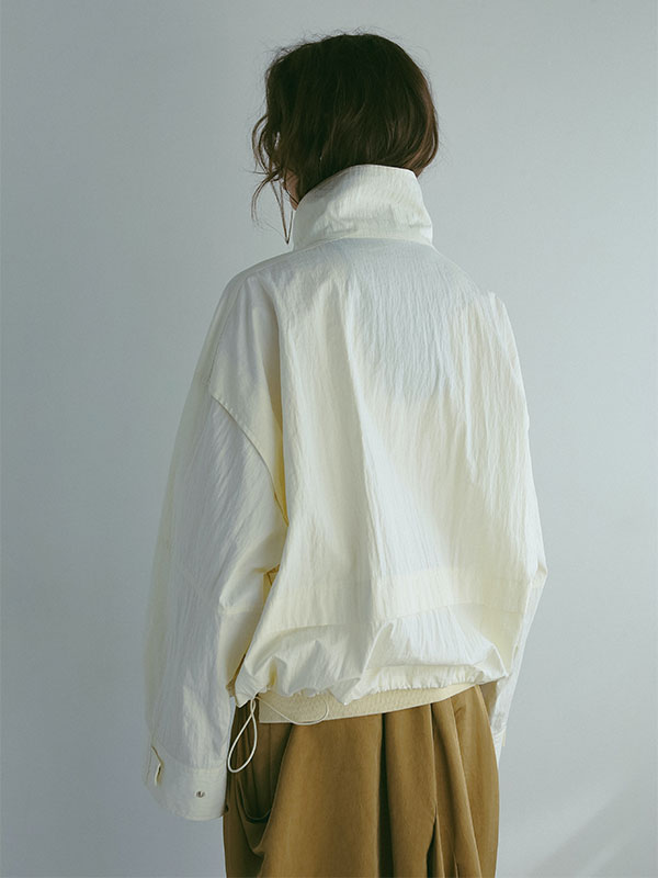 ボリュームスリーブショートブルゾン(S WHITE): アウター