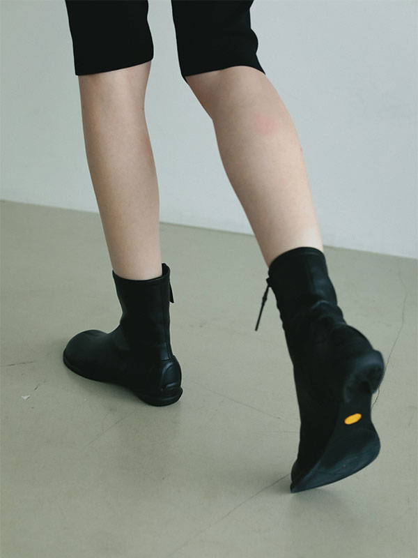 SHISEI SOCK BOOTS