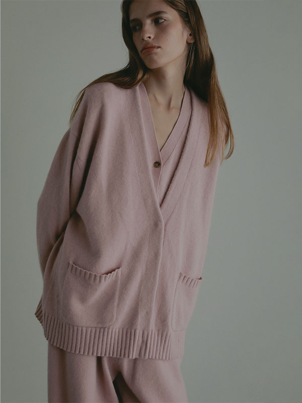 プレーンステッチＶネックニットカーディガン