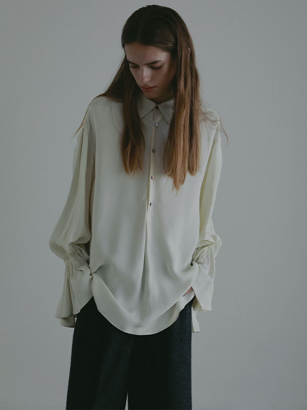 キャンディースリーブシルキーシャツ