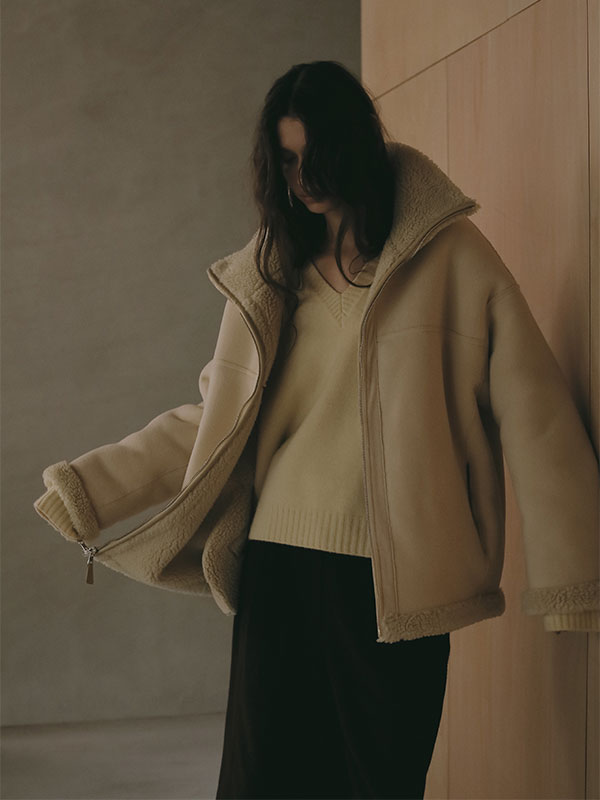 【美品】ETRE TOKYO リバーシブルボアブルゾン フェイクレザー M 黒 ETRE TOKYO（エトレトウキョウ）の「リバーシブルボアブルゾン