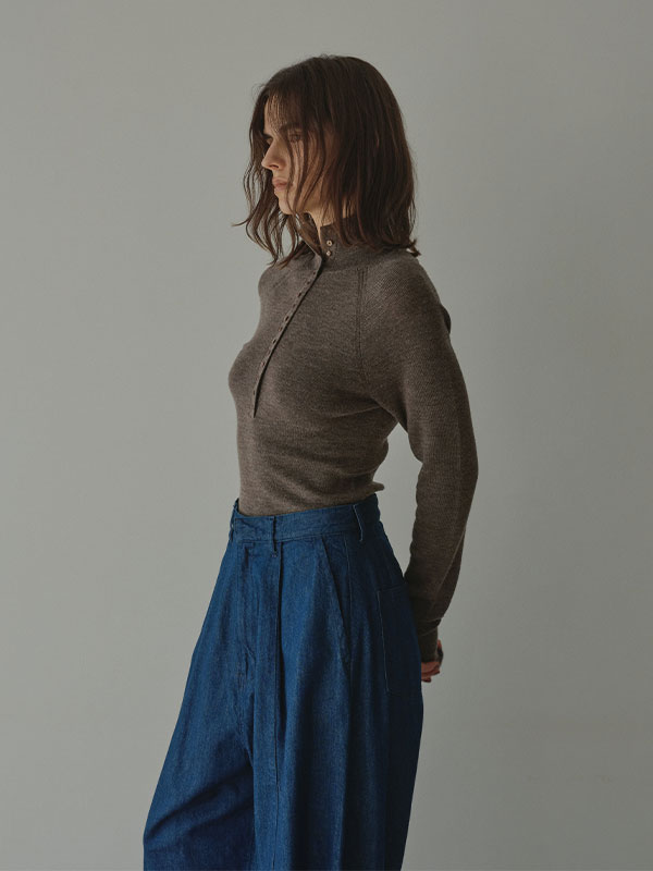 カーヴィータックデニムパンツ