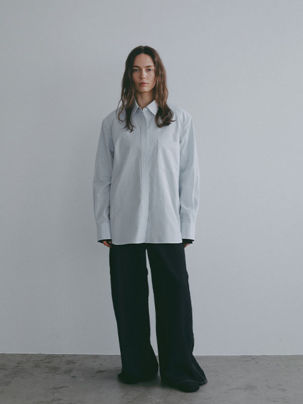 ボールドショルダーシャツ