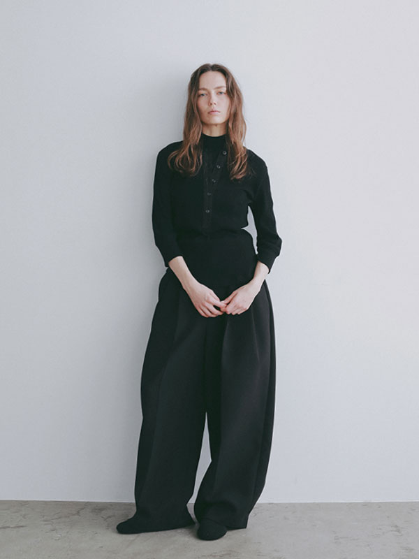 3/4スリーブヘンリーネックプルオーバー