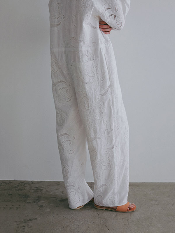 エンブロイダリーオールインワン