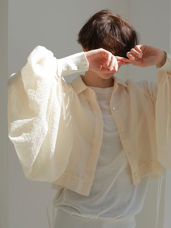 シャーリングシアーブラウス