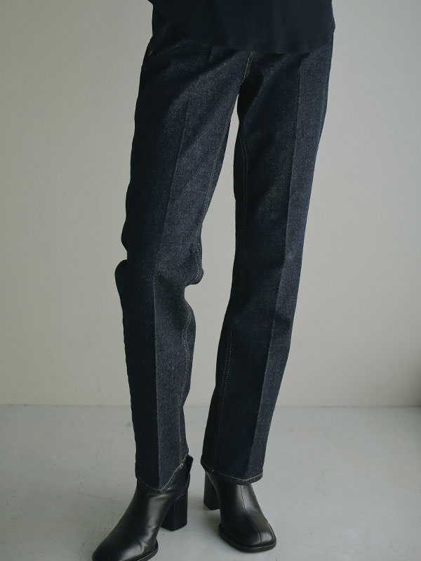 エトレ✖️YANUK ストレートパンツ　インディゴ YANUK×ETRE TOKYO Center Crease Straight Denim(21 INDIGO