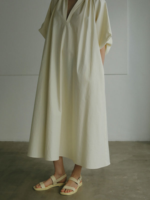 ボリュームスリーブスキッパーロングワンピース(F OFF WHITE 