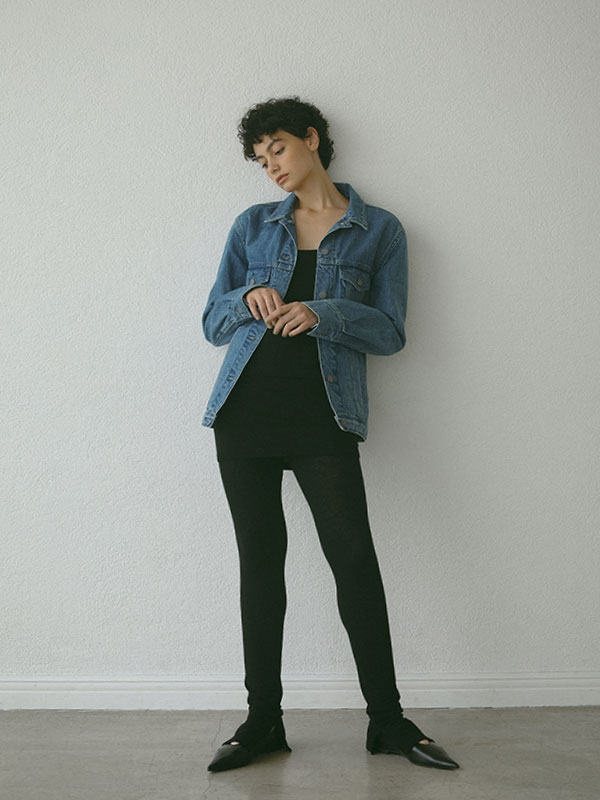 コンパクトトラッカージャケット