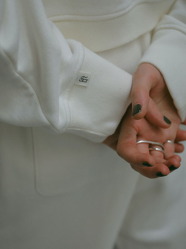 コンフィーポロスウェットプルオーバー(F OFF WHITE): トップス 