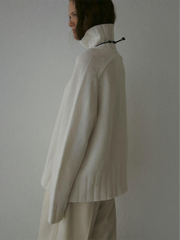 ウールカシミヤタートルネックニットプルオーバー