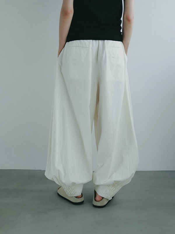 コットンシルクカーヴィーパンツ