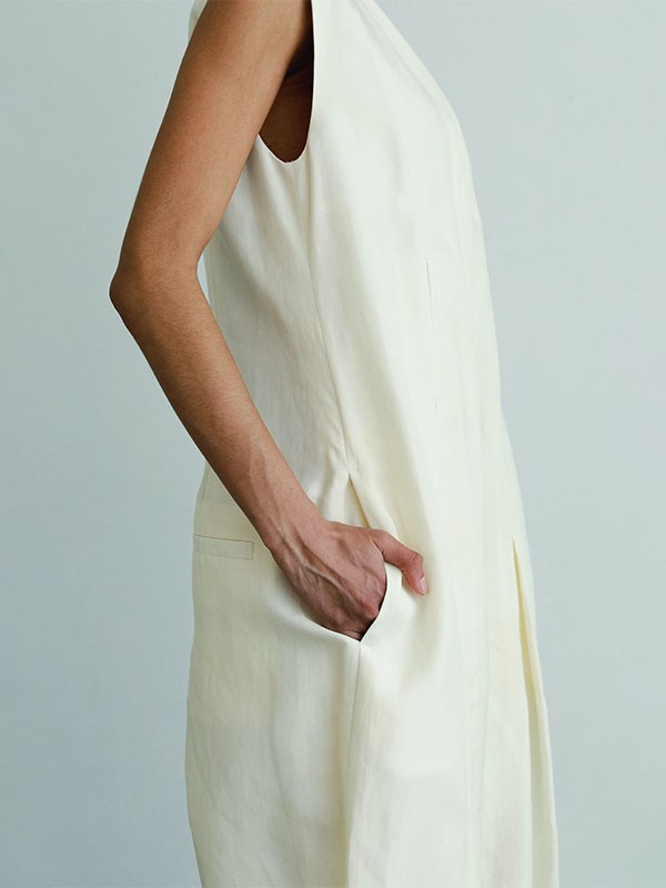 SANTEスリーブレスカーヴィーオールインワン