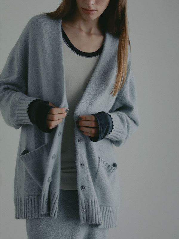 プレーンステッチＶネックニットカーディガン