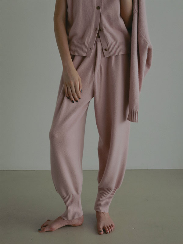 オールニードルニットジョガーパンツ