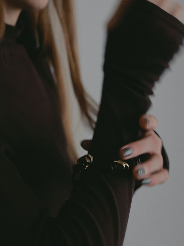 レザーコードバングル