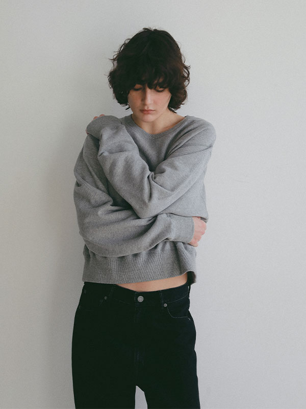 コンパクトスウェットシャツ