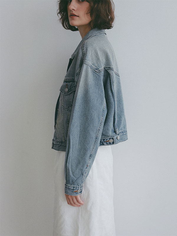 LEVIS SHRUNKEN 90S TRUCKER