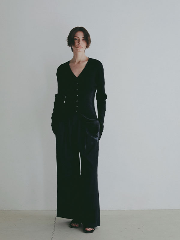 Vネックリブニットカーディガン