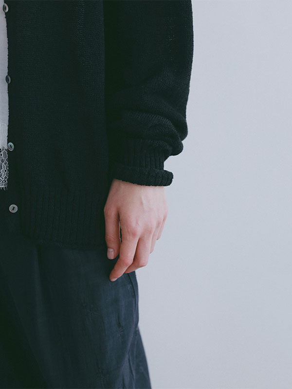 リリヤーンリネンVネックカーディガン