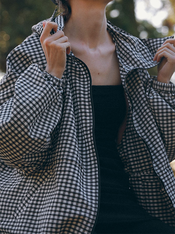 サッカーストレッチフードブルゾン