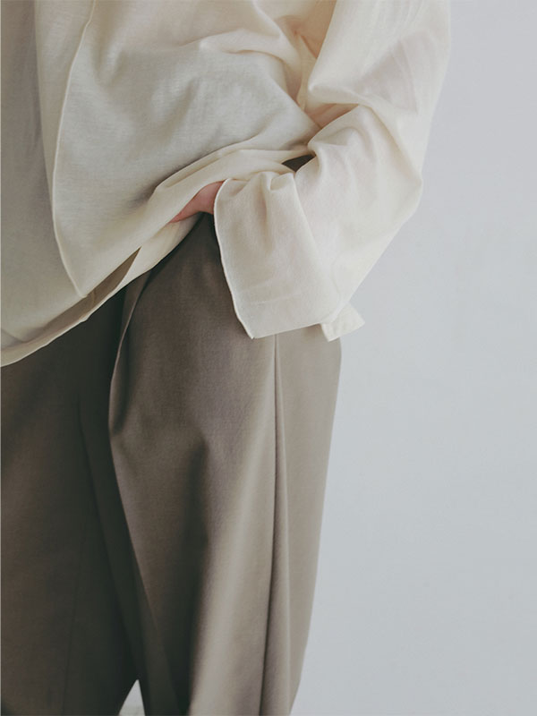 センターピンタックシアーロンTee(F WHITE): トップス │ ETRE TOKYO