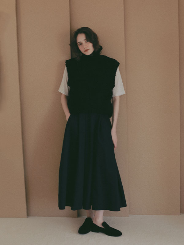 モールヤーンハイネックニットベスト