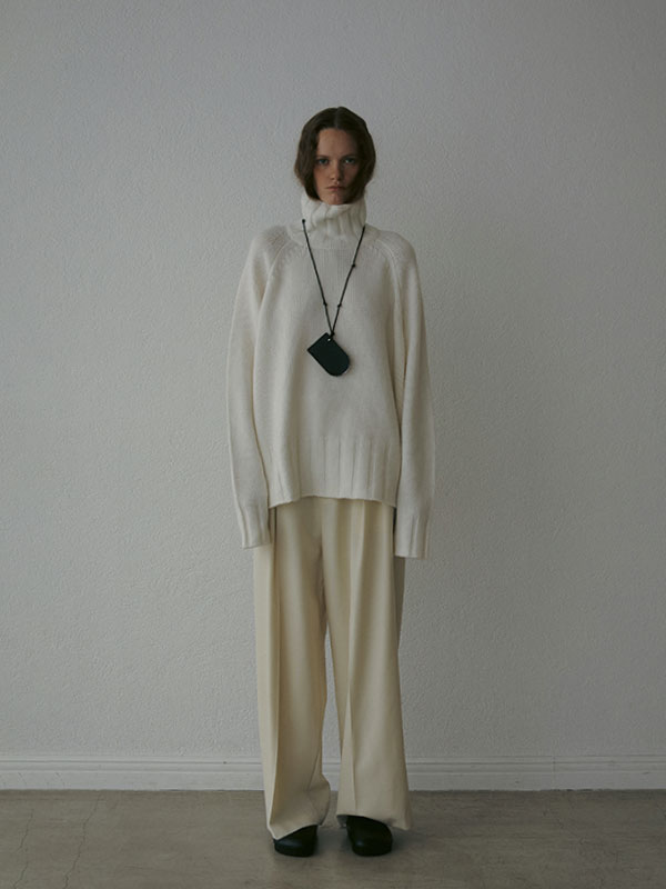 ウールカシミヤタートルネックニットプルオーバー